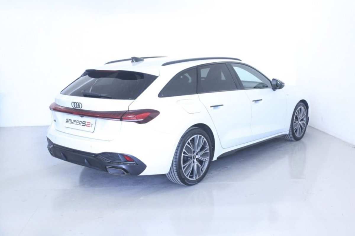 Audi A5 Avant 2.0 tfsi S line edition 150cv s-tronic (4)