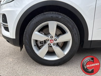 Jaguar E-Pace 2.0D I4 163 CV (13)