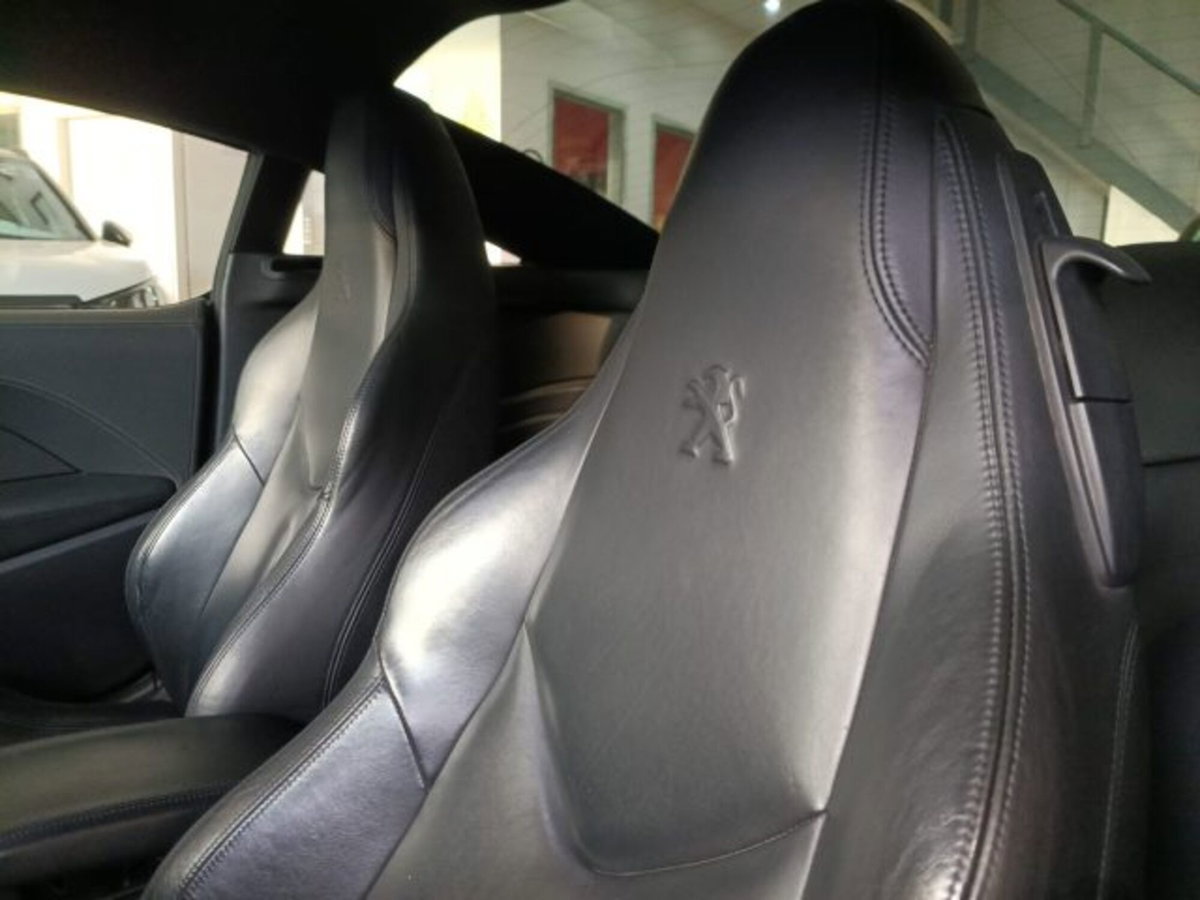 Peugeot RCZ 2.0 HDi 163CV (14)