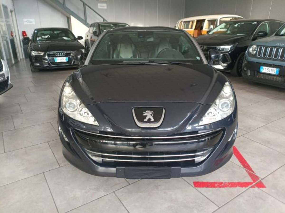Peugeot RCZ 2.0 HDi 163CV (2)