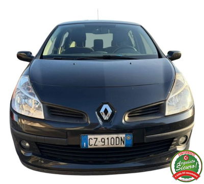 Renault Clio 1.4 16V 5 porte Confort usata
