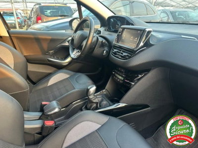 Peugeot 2008 Turbo 110 S&S Black Matt (14)