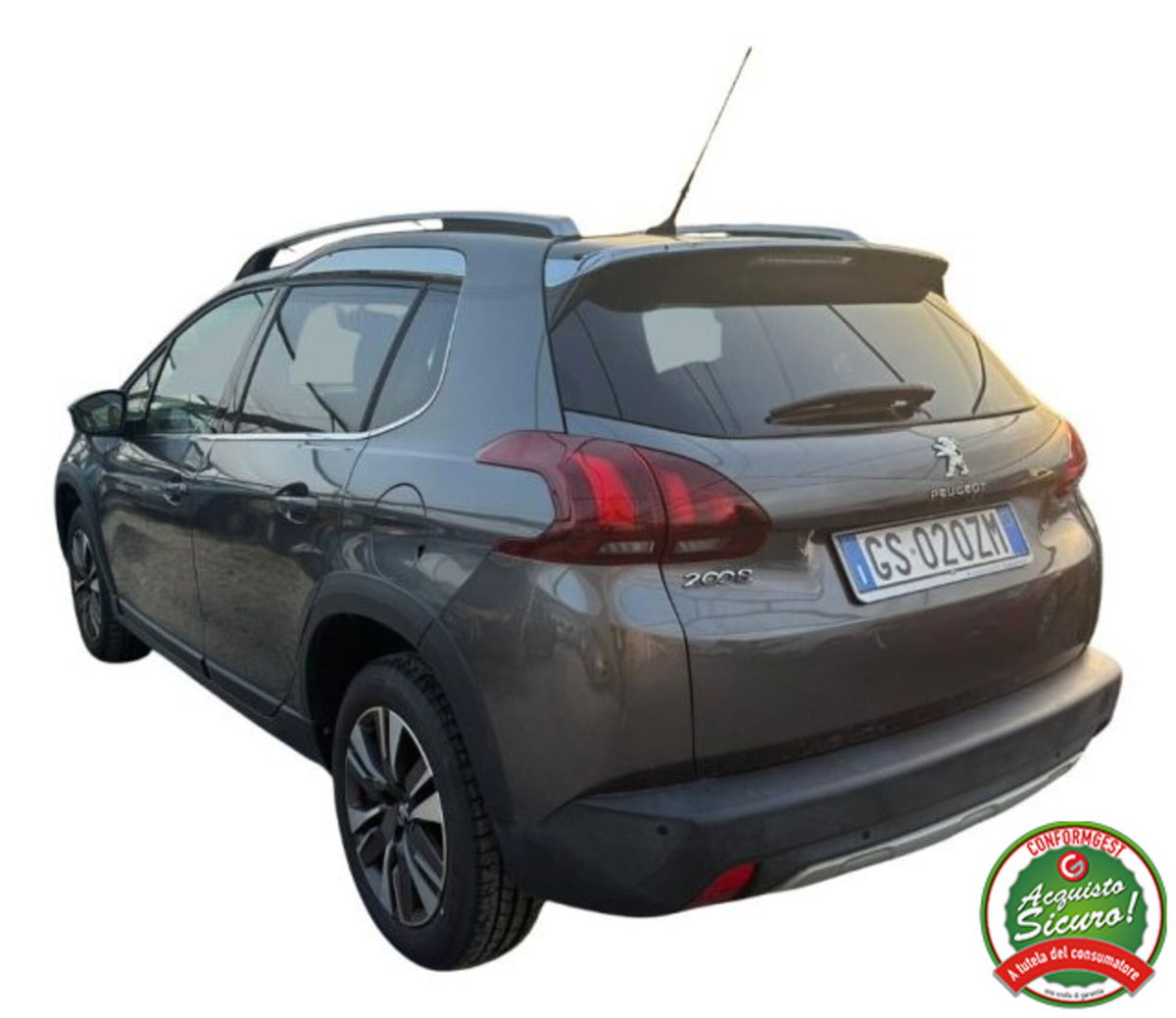 Peugeot 2008 Turbo 110 S&S Black Matt (4)