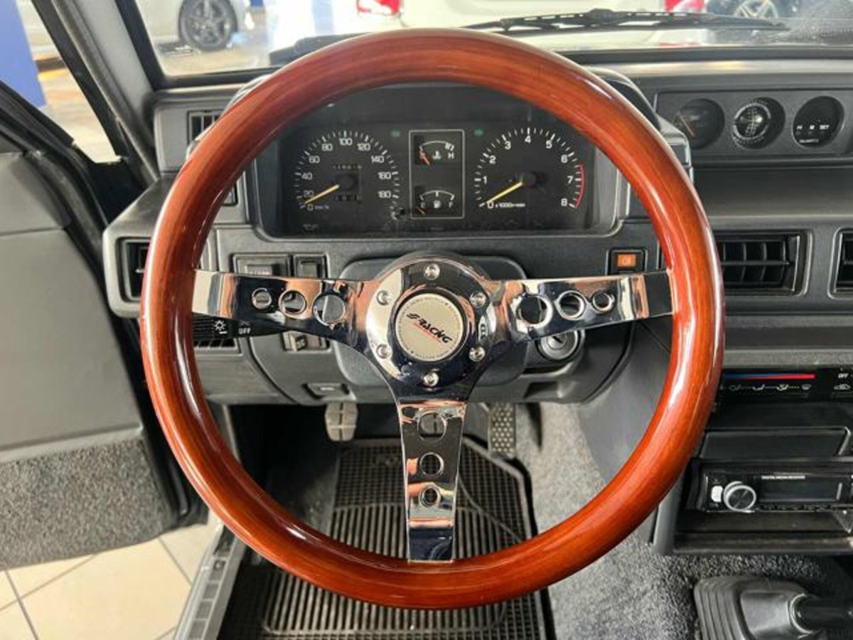 Daihatsu Feroza 1.6i cat Resin-top DX (6)