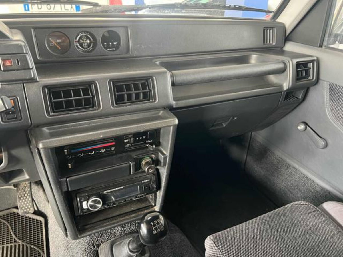 Daihatsu Feroza 1.6i cat Resin-top DX (7)