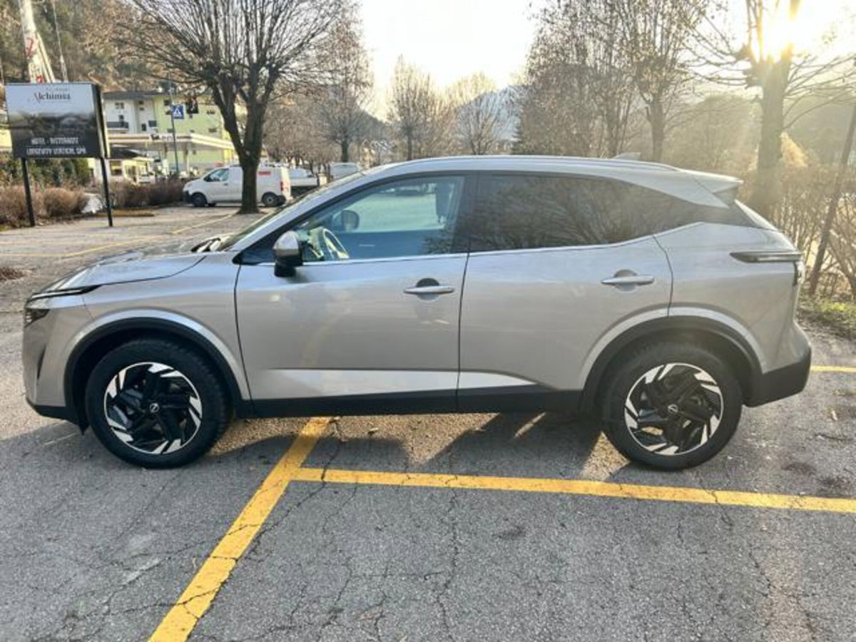 Nissan Qashqai 1.3 mhev N-Connecta 4wd 158cv xtronic (2)