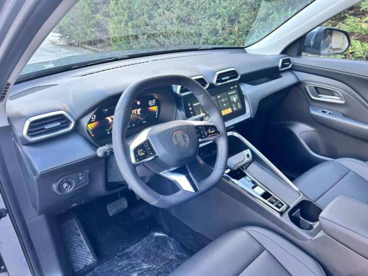 Mg ZS 1.5 hybrid+ Luxury auto (13)