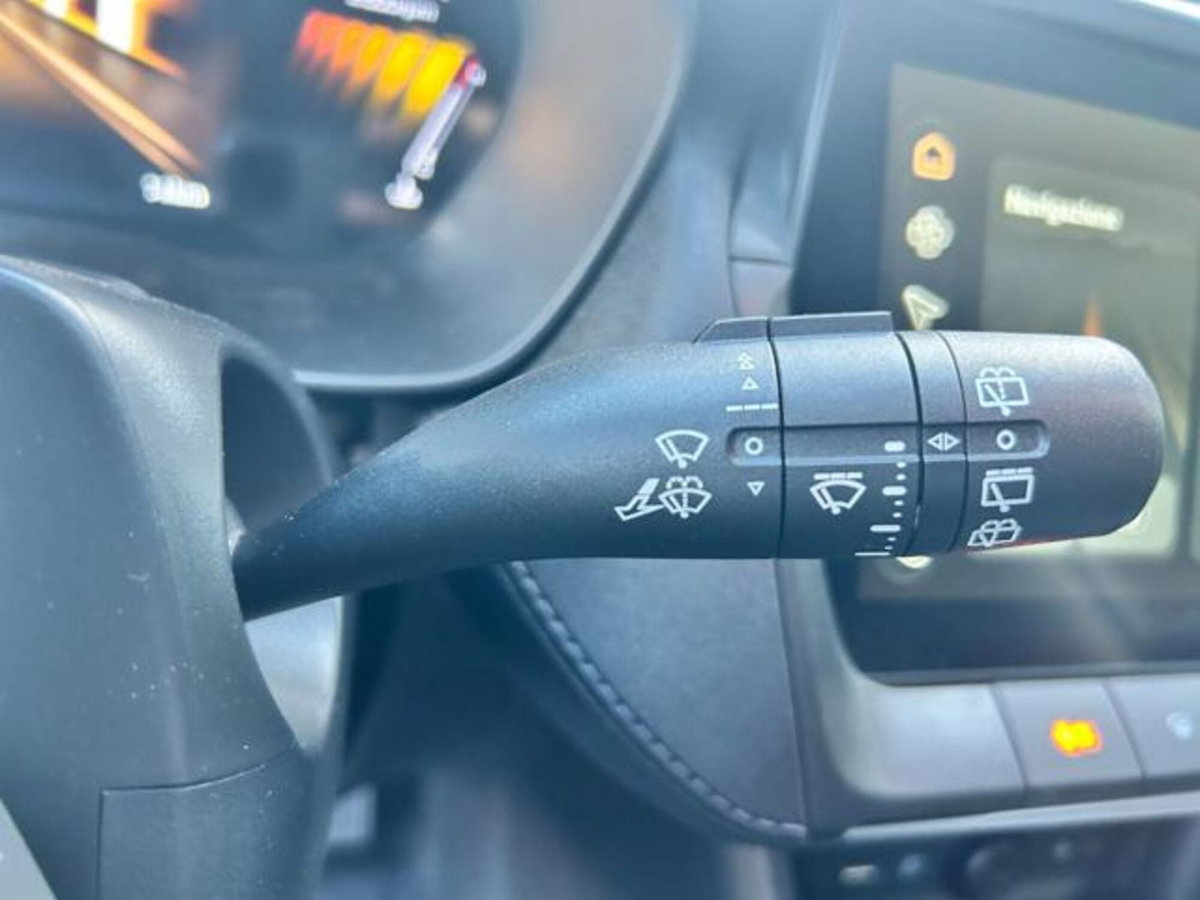 Mg ZS 1.5 hybrid+ Luxury auto (18)