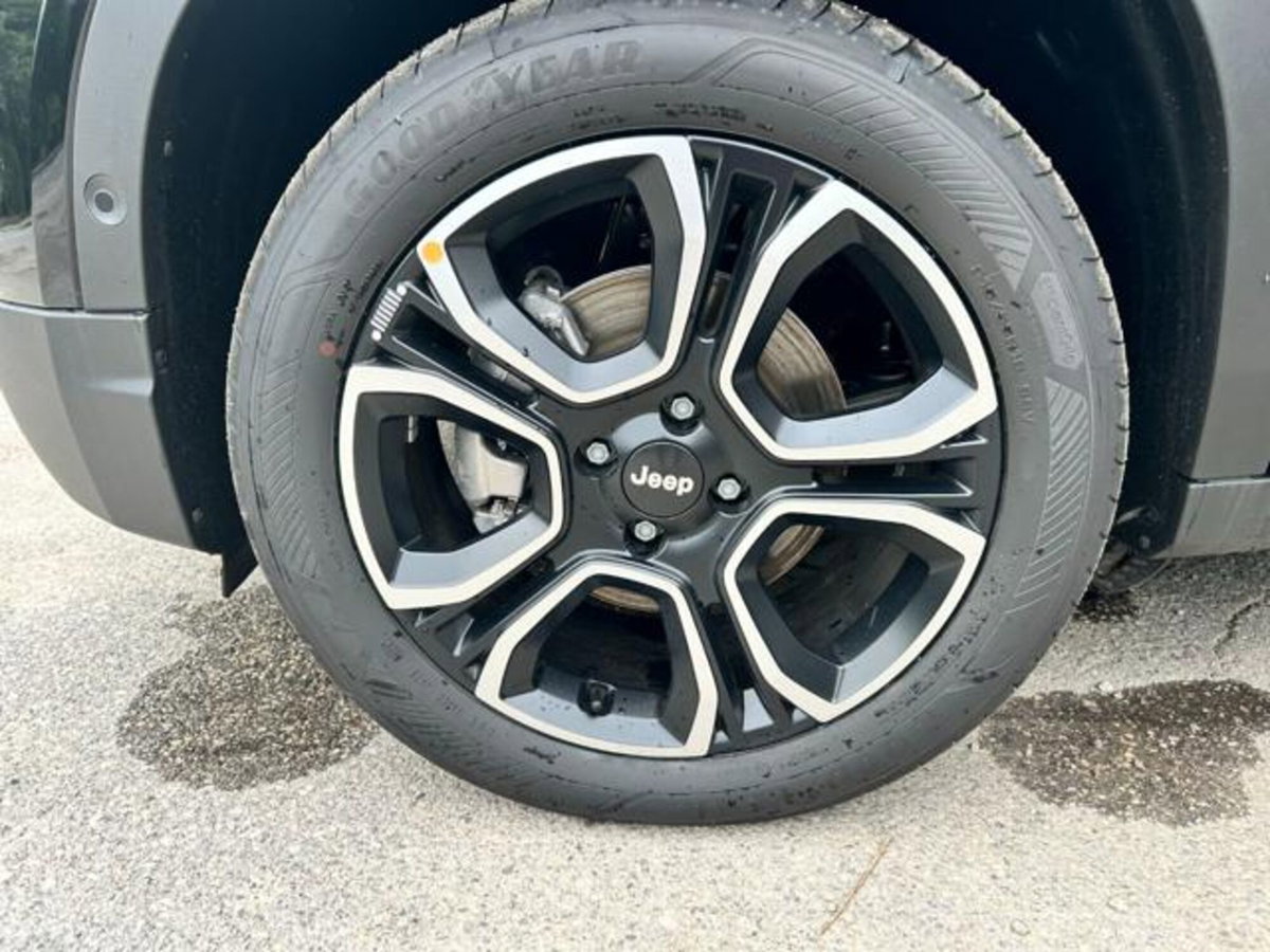 Jeep Avenger 1.2 turbo Summit fwd 100cv (4)