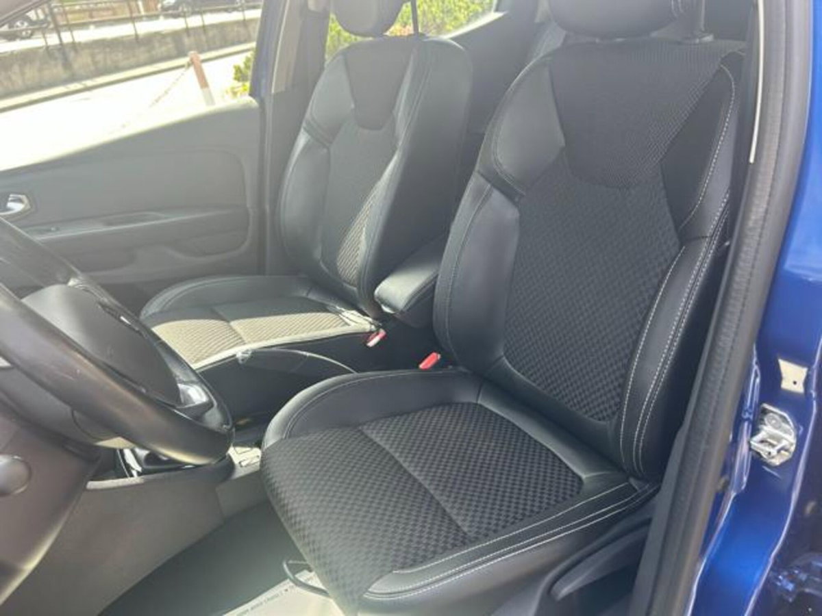 Renault Clio TCe 12V 90 CV 5 porte Business (8)