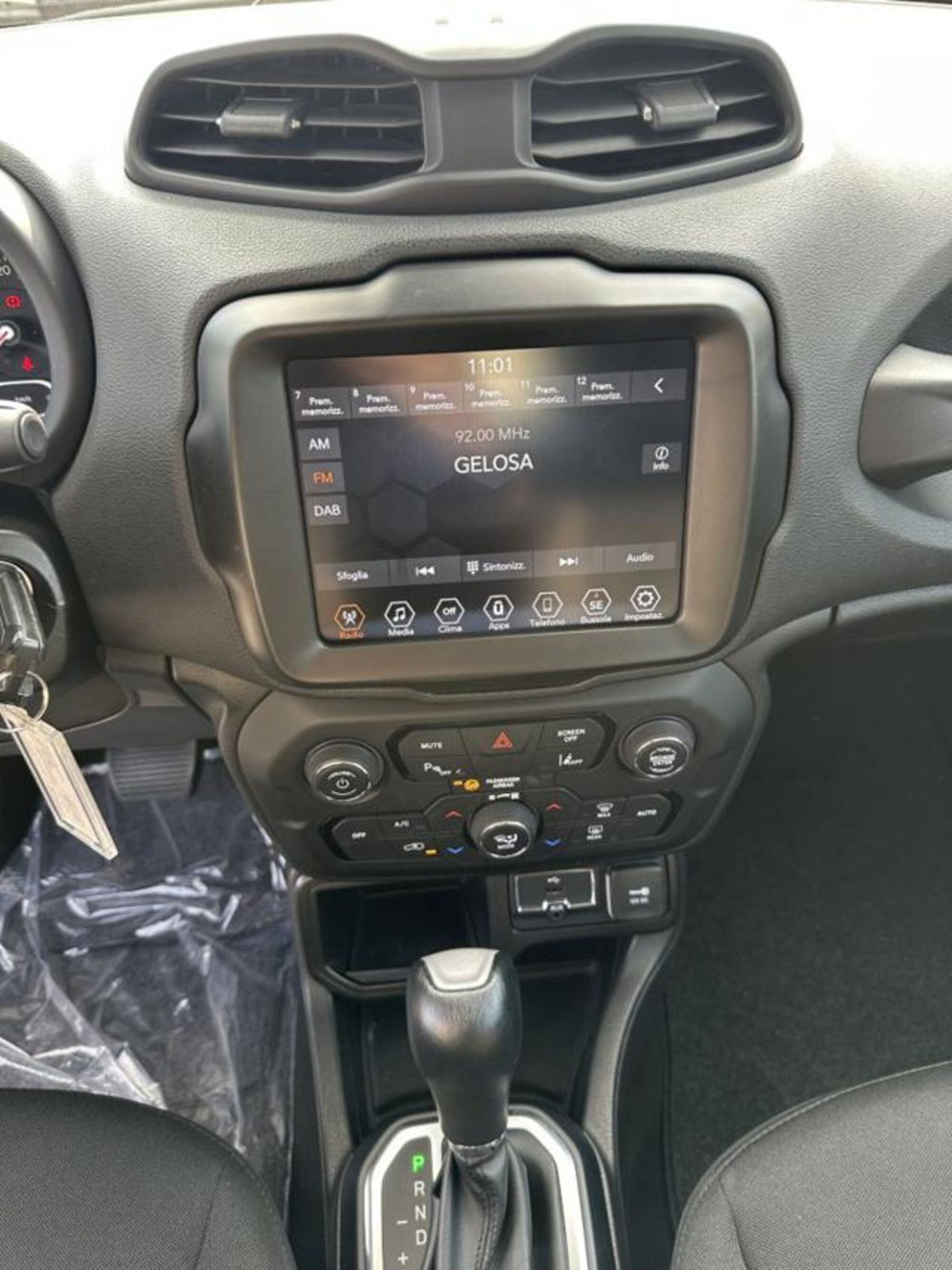 Jeep Renegade 1.5 Turbo T4 MHEV Limited (10)