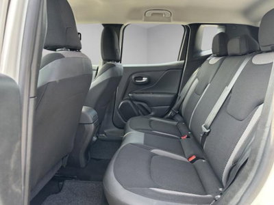 Jeep Renegade 1.5 Turbo T4 MHEV Limited (12)