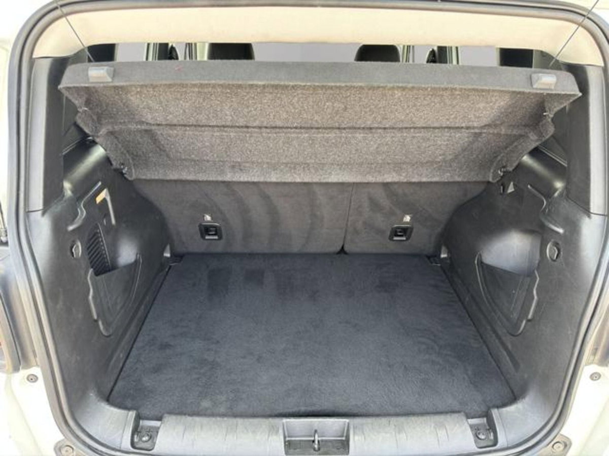 Jeep Renegade 1.5 Turbo T4 MHEV Limited (14)
