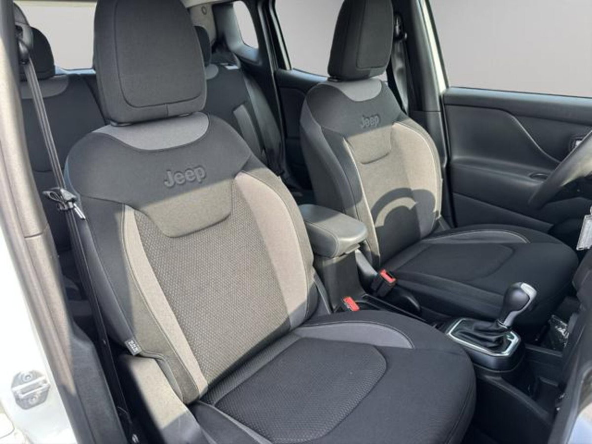 Jeep Renegade 1.5 Turbo T4 MHEV Limited (15)