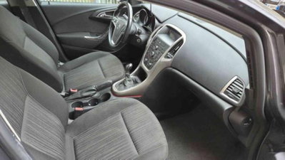 Opel Astra Station Wagon 1.7 CDTI 110CV Sports Elective (8)