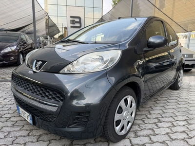 Peugeot 107 68CV 5p. Plaisir usata