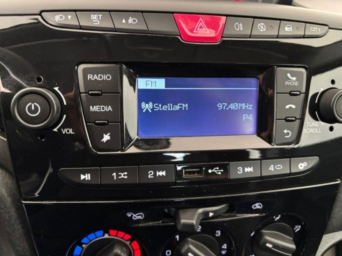 Lancia Ypsilon 1.0 FireFly 5 porte S&S Hybrid Ecochic Silver (18)