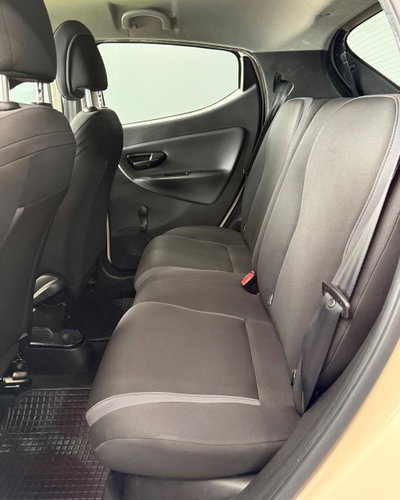 Lancia Ypsilon 1.3 MJT 16V 95 CV 5 porte S&S Platinum (14)