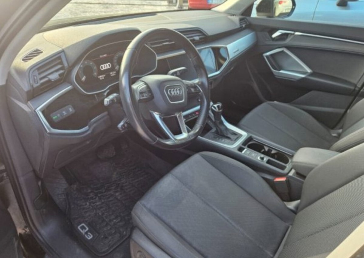 Audi Q3 40 TDI quattro S tronic S line edition (9)