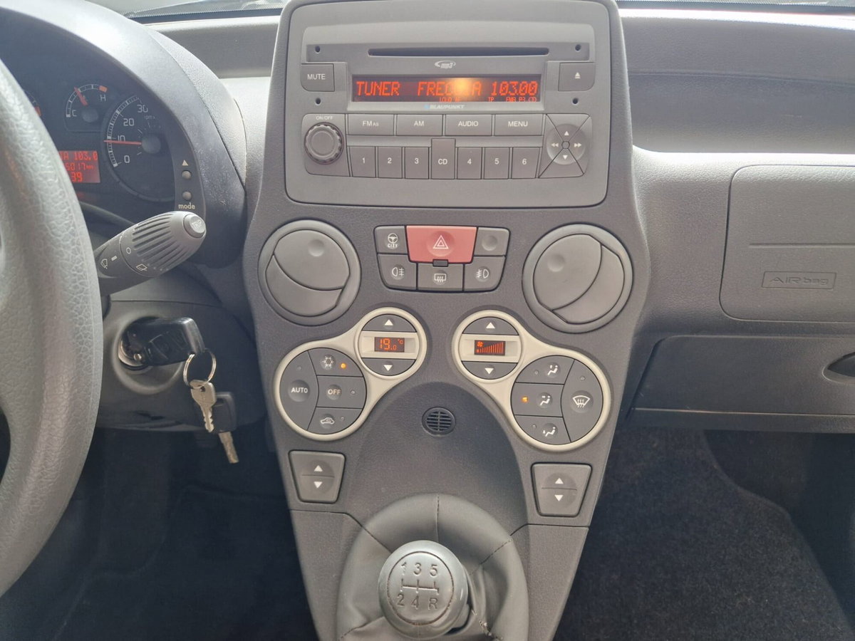 Fiat Panda 1.2 Emotion (12)