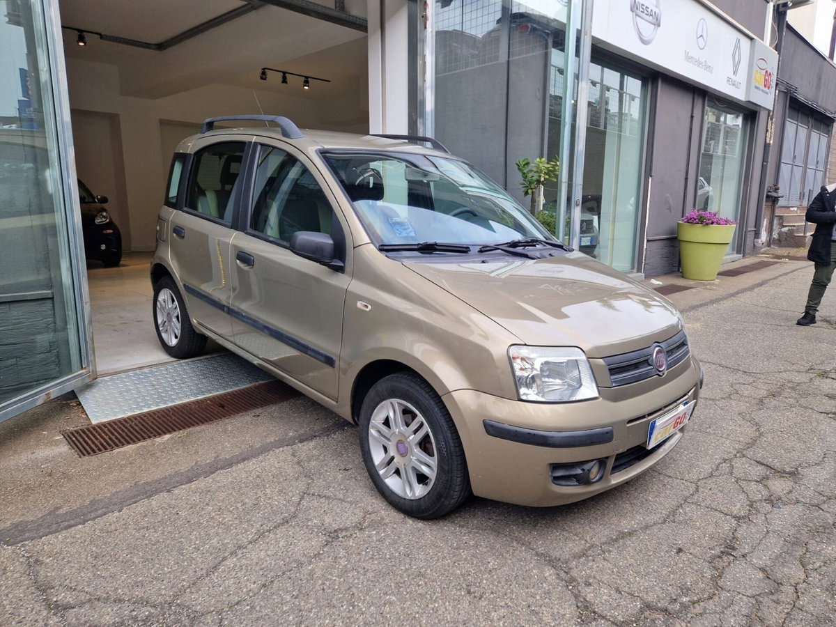 Fiat Panda 1.2 Emotion (2)