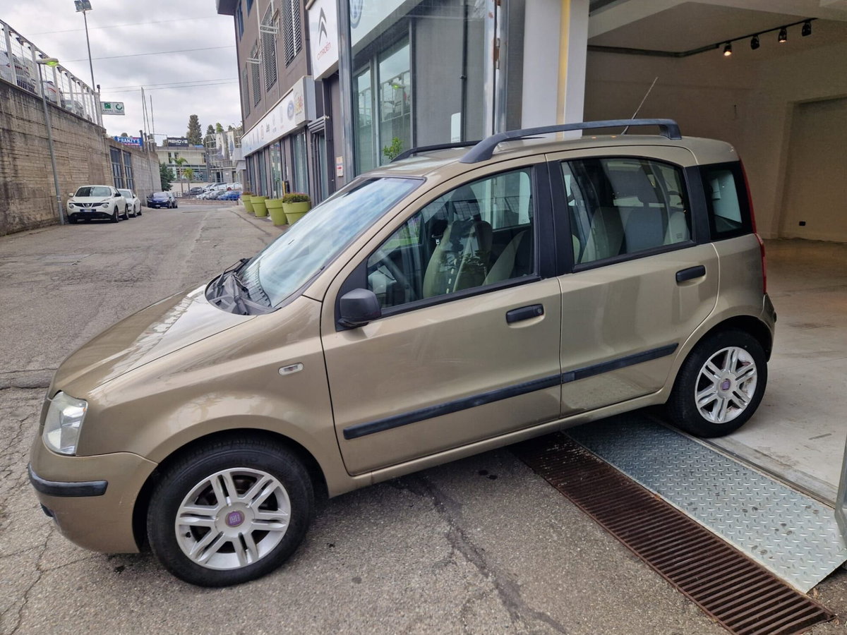 Fiat Panda 1.2 Emotion (4)