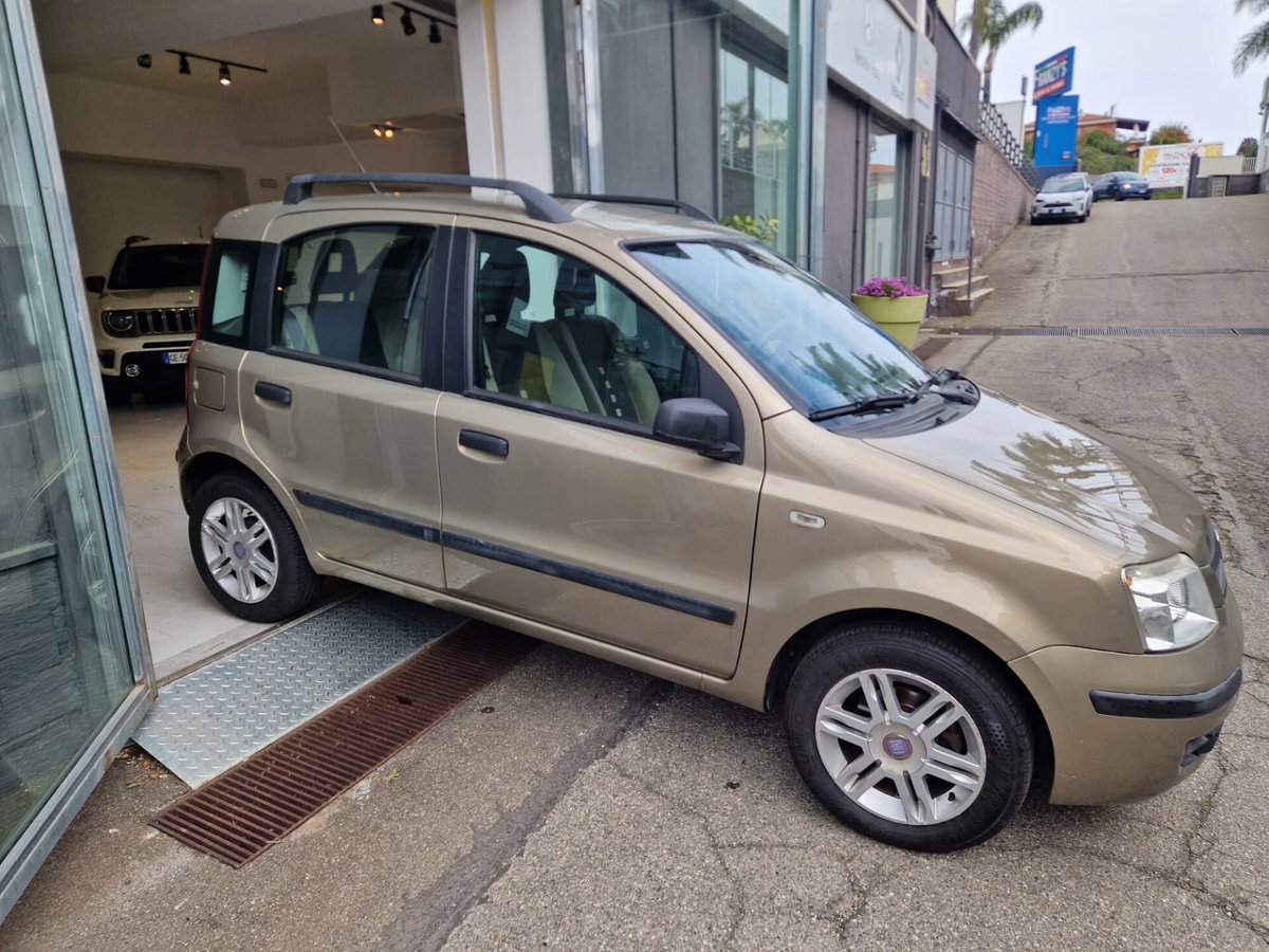 Fiat Panda 1.2 Emotion (5)