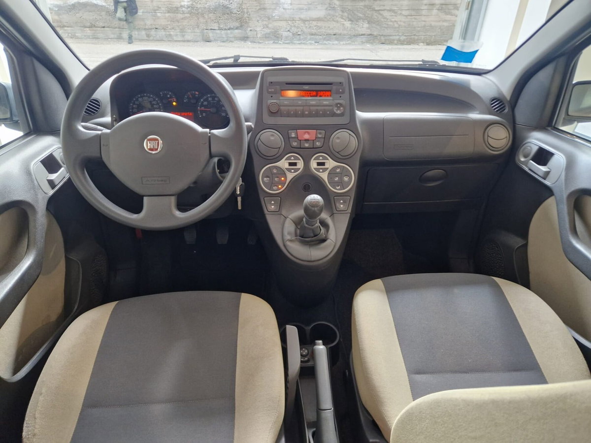 Fiat Panda 1.2 Emotion (9)