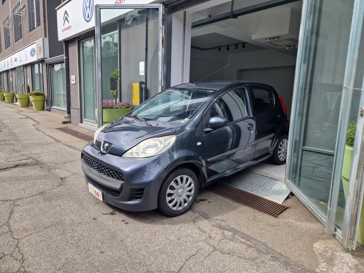 Peugeot 107 68CV 5p. Desir (3)