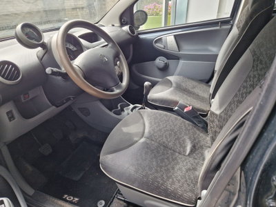Peugeot 107 68CV 5p. Desir (5)