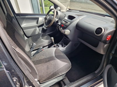 Peugeot 107 68CV 5p. Desir (7)
