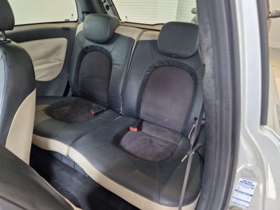 Lancia Ypsilon 1.4 Elle Ecochic GPL (12)