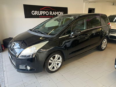 Peugeot 5008 1.6 HDi 112CV Allure usata
