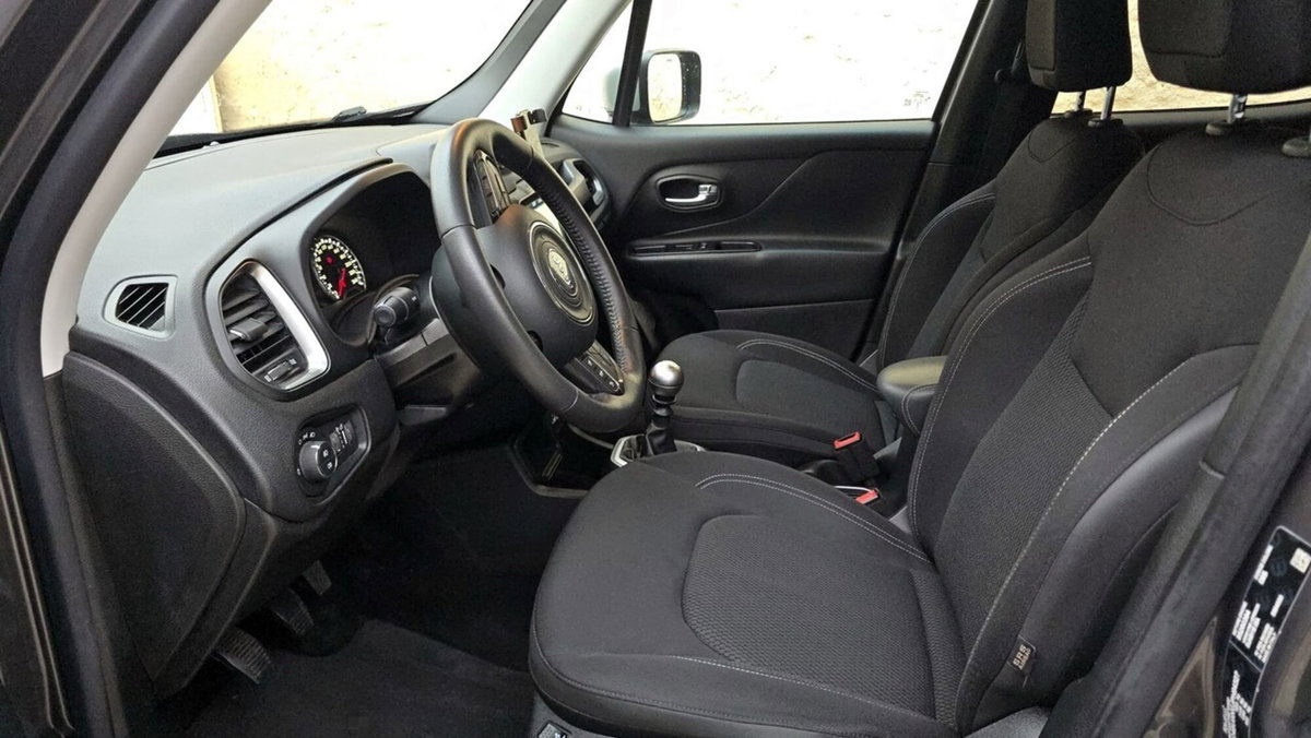 Jeep Renegade 1.6 Mjt 120 CV Limited (12)