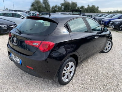 Alfa Romeo Giulietta 1.6 JTDm-2 Exclusive (3)