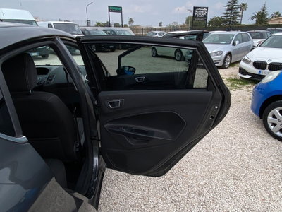 Ford Fiesta 1.0 EcoBoost 100CV 5 porte Titanium (17)