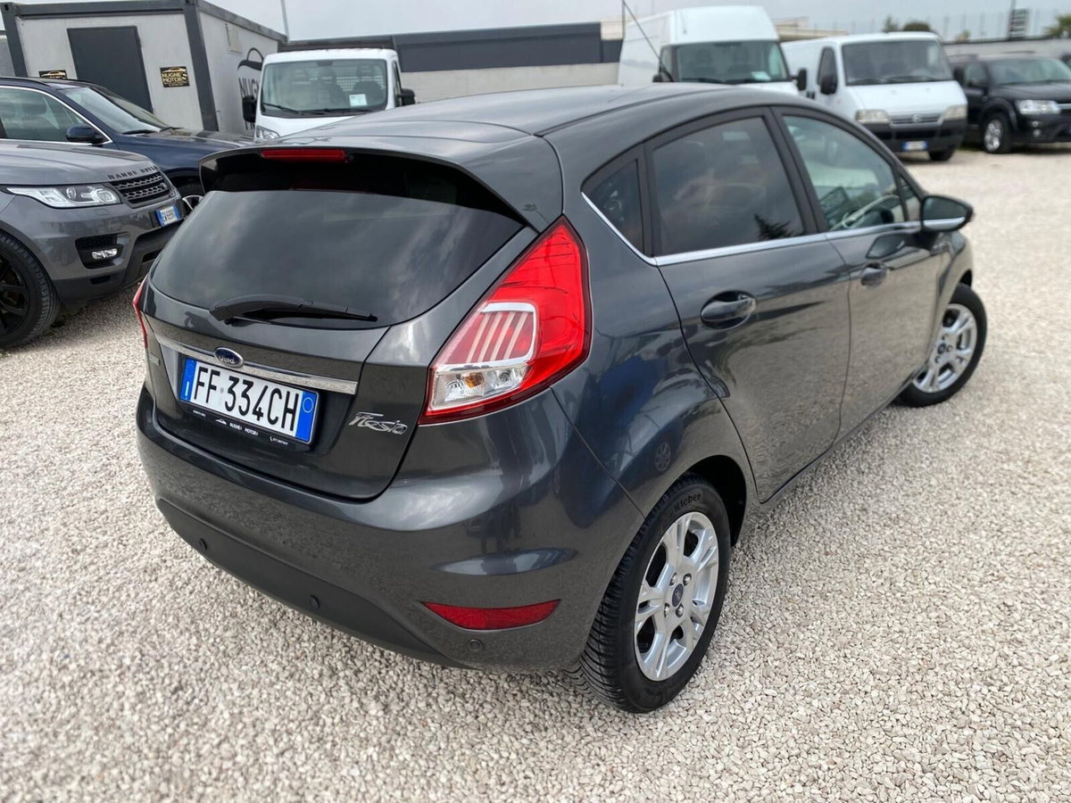 Ford Fiesta 1.0 EcoBoost 100CV 5 porte Titanium (3)