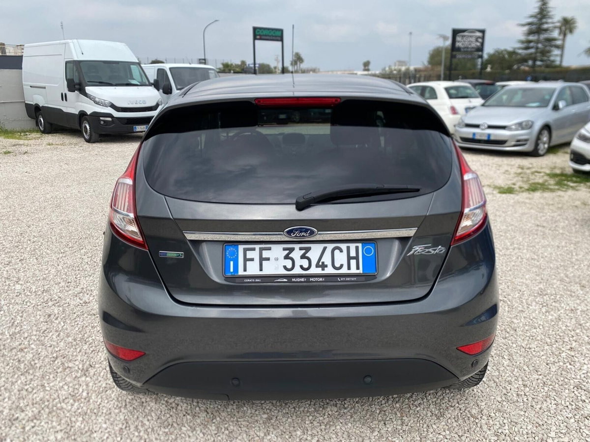 Ford Fiesta 1.0 EcoBoost 100CV 5 porte Titanium (4)