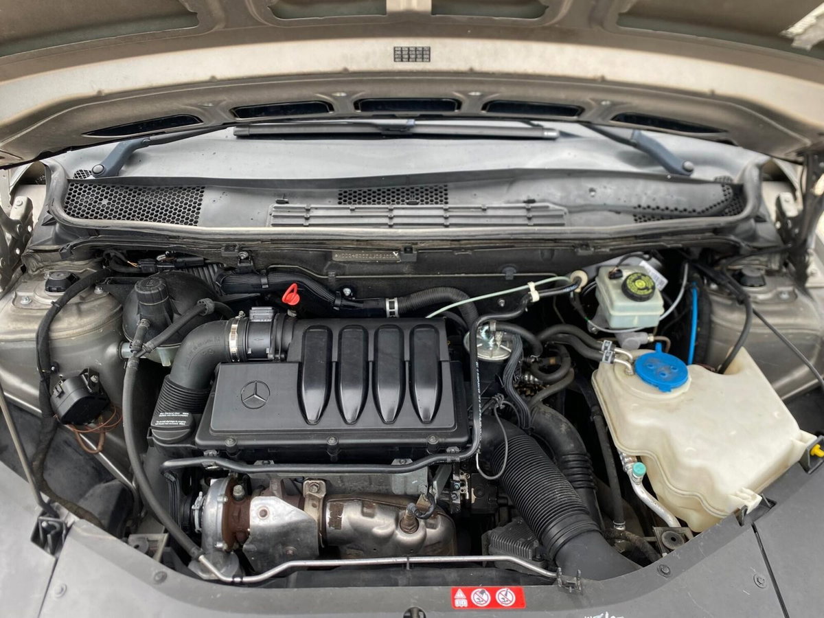 Mercedes-Benz Classe B 180 CDI Sport (10)