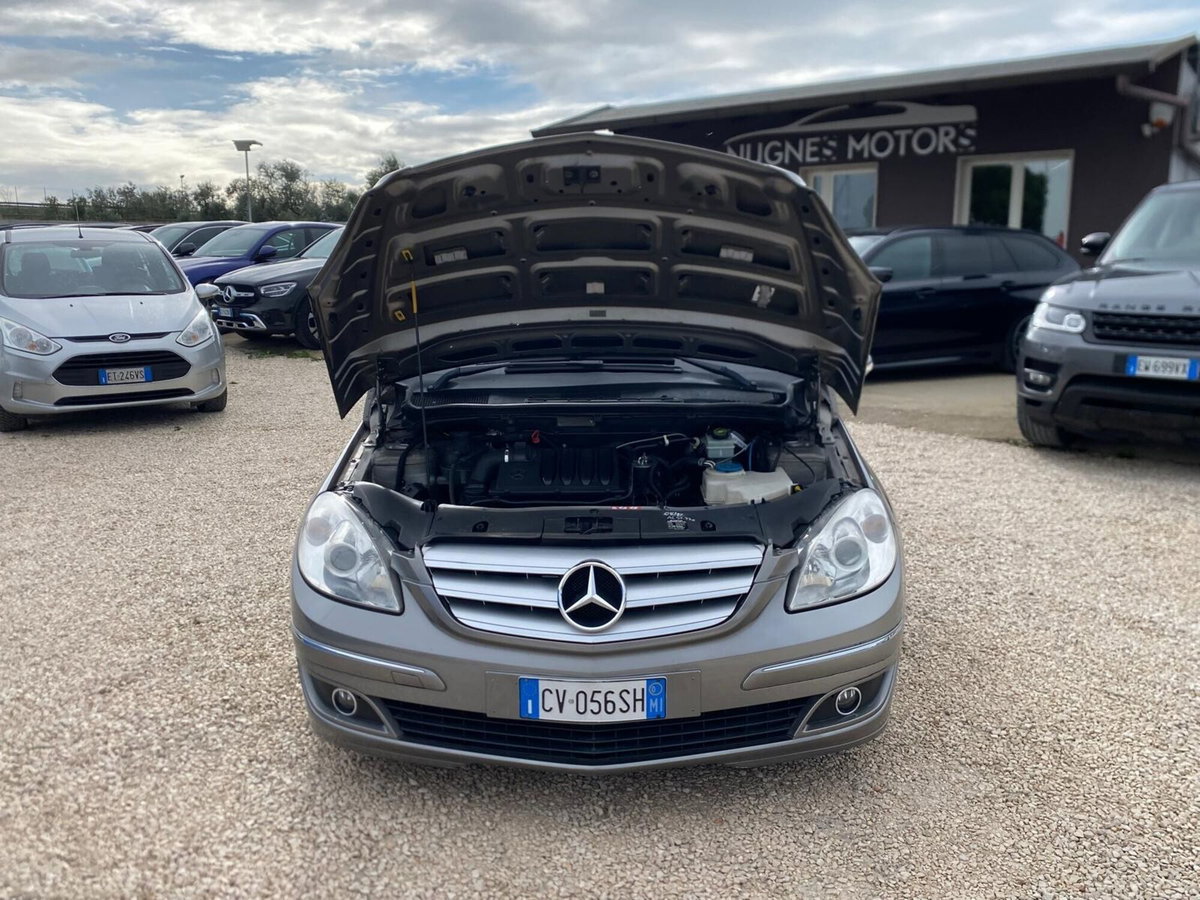 Mercedes-Benz Classe B 180 CDI Sport (9)