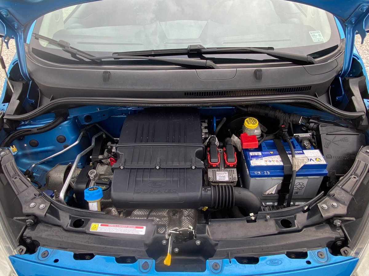 Ford Ka 1.2 8V 69CV Titanium (10)