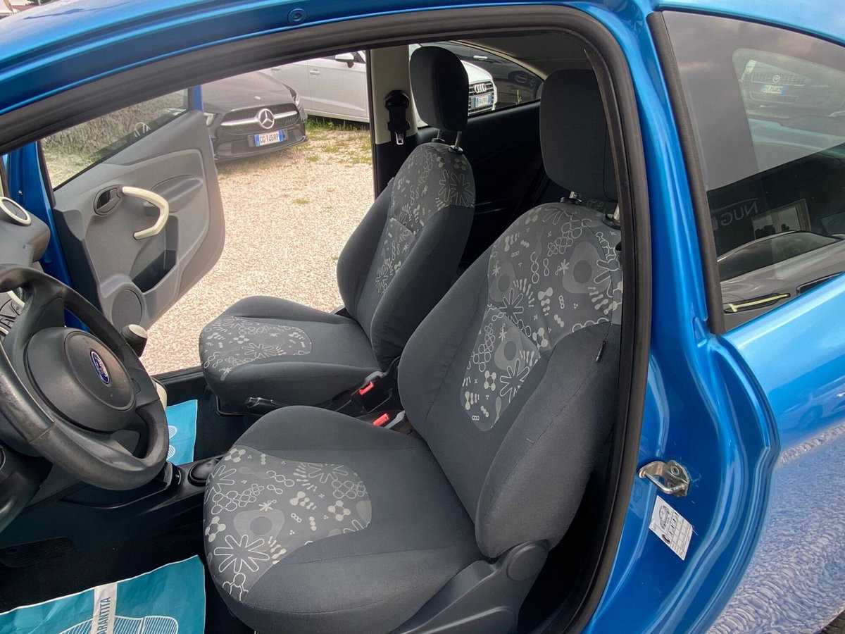 Ford Ka 1.2 8V 69CV Titanium (15)