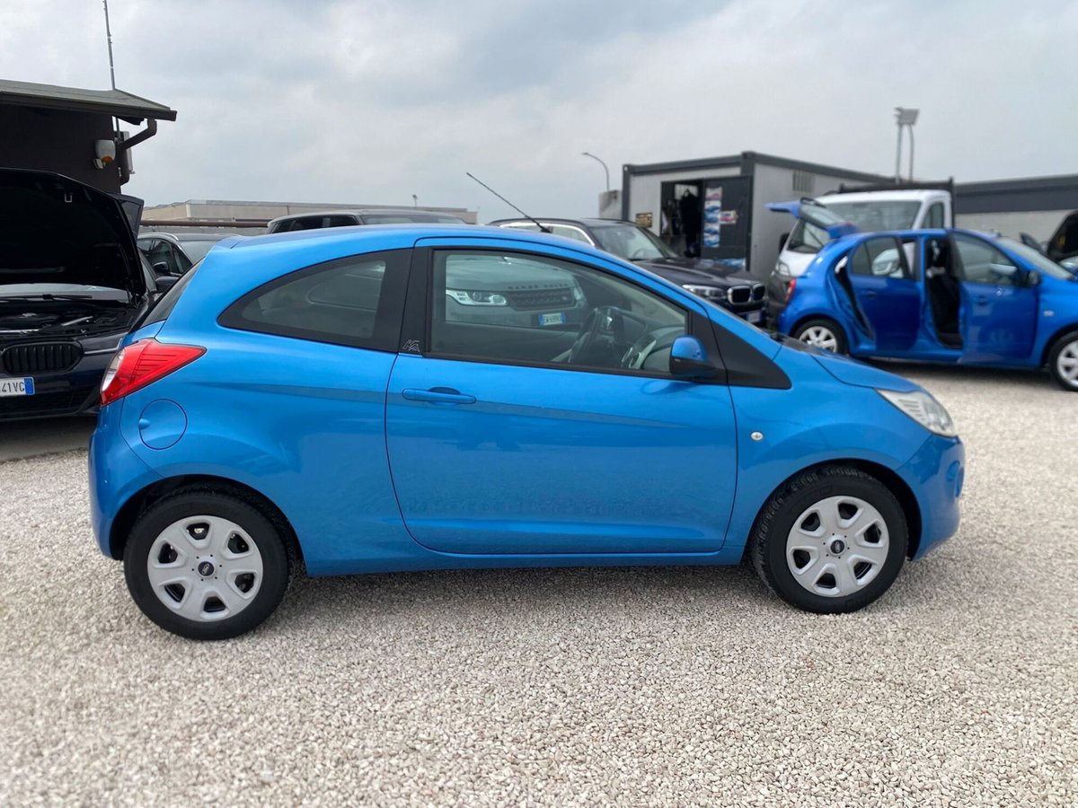 Ford Ka 1.2 8V 69CV Titanium (2)