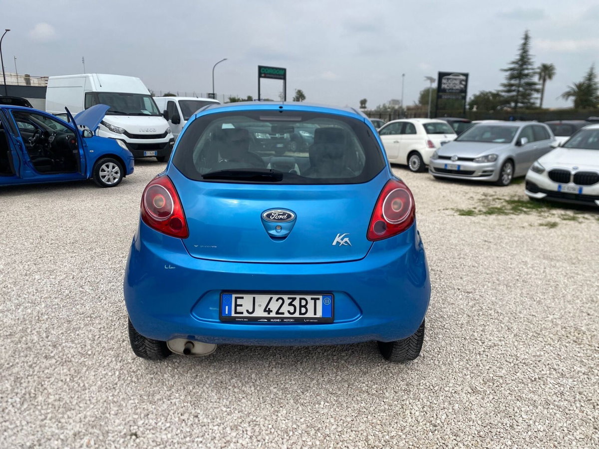 Ford Ka 1.2 8V 69CV Titanium (4)