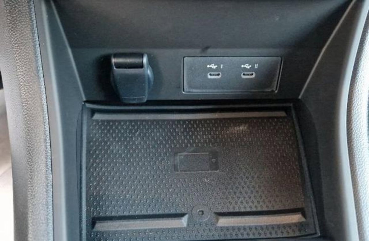 Renault Captur 1.0 eco-g Techno 100cv (8)