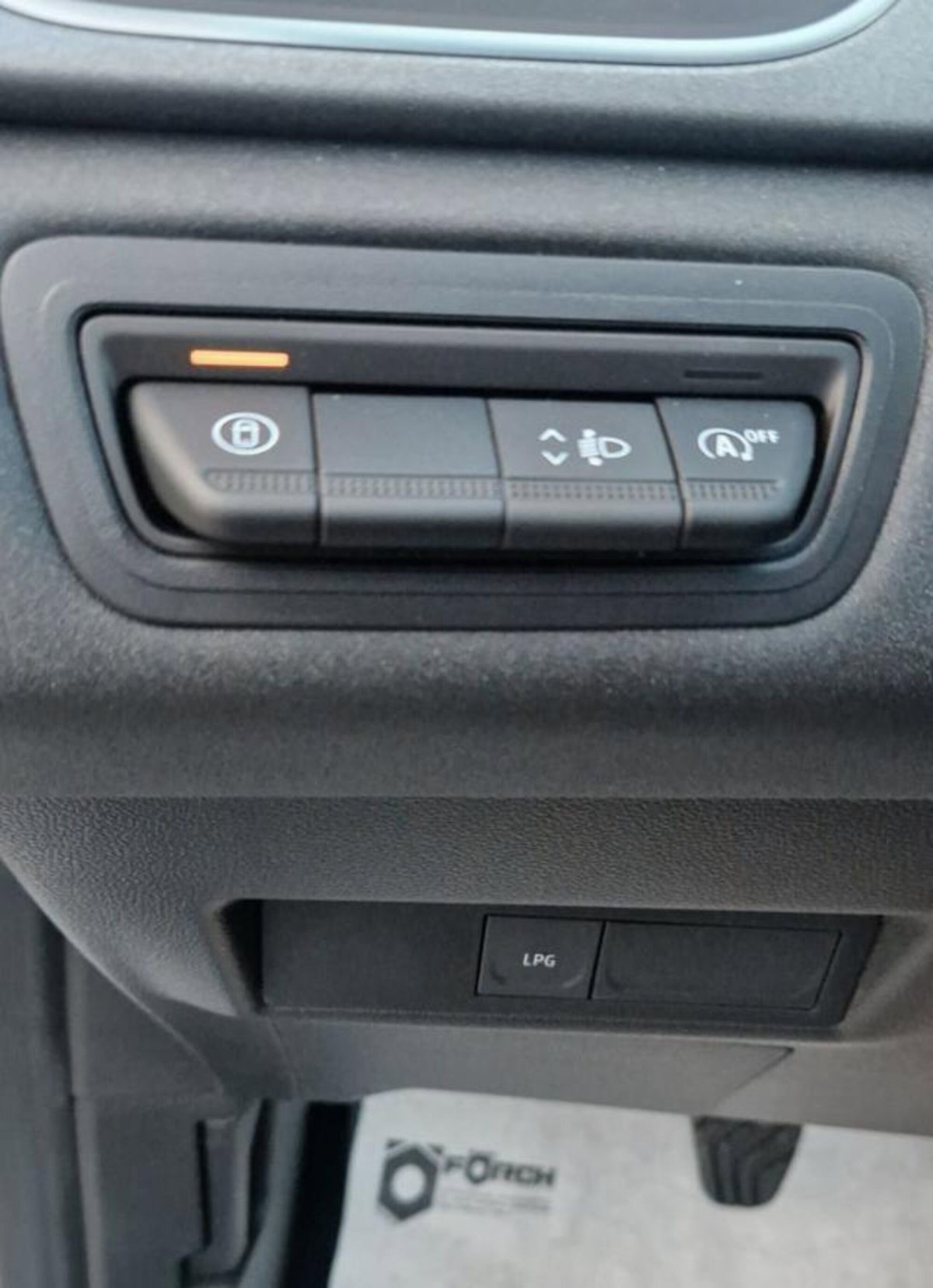 Renault Captur 1.0 eco-g Techno 100cv (6)