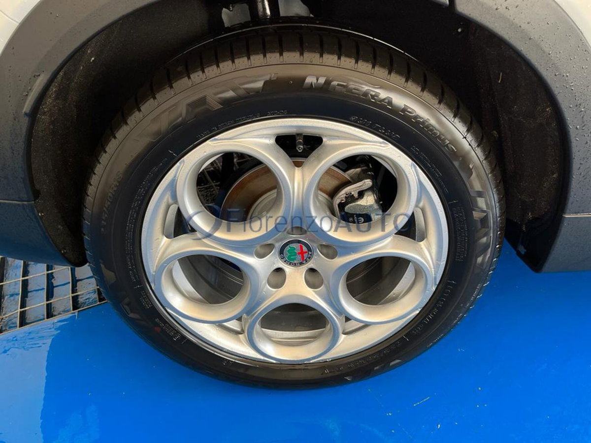 Alfa Romeo Tonale 1.6 Tonale 130cv tct6 (9)