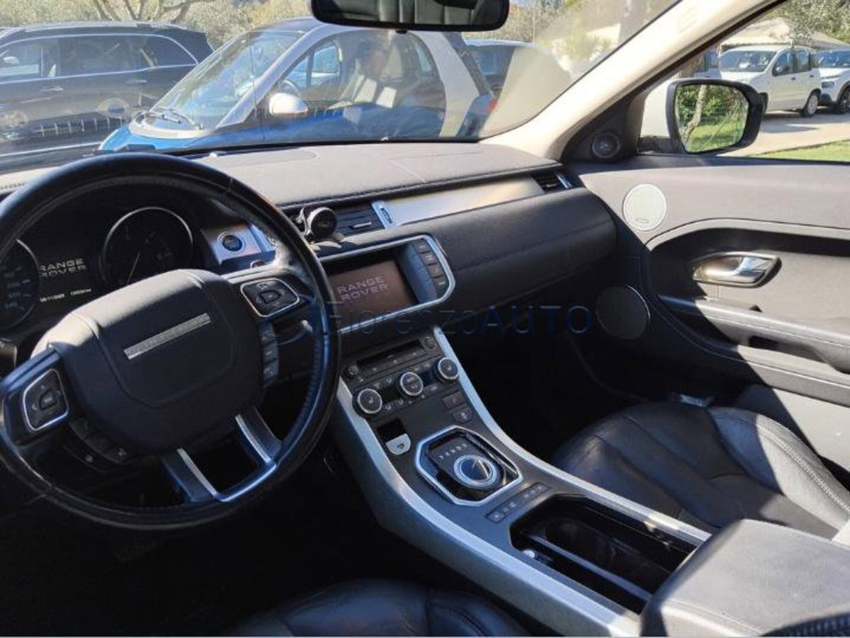 Land Rover Range Rover Evoque 2.2 TD4 5p. Pure (8)
