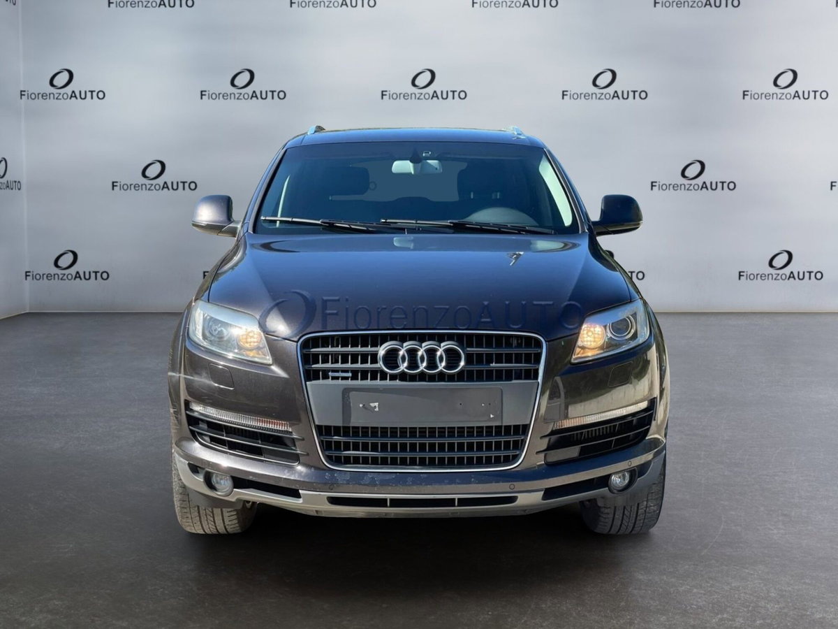 Audi Q7 3.0 V6 TDI 233CV quattro tiptronic (7)