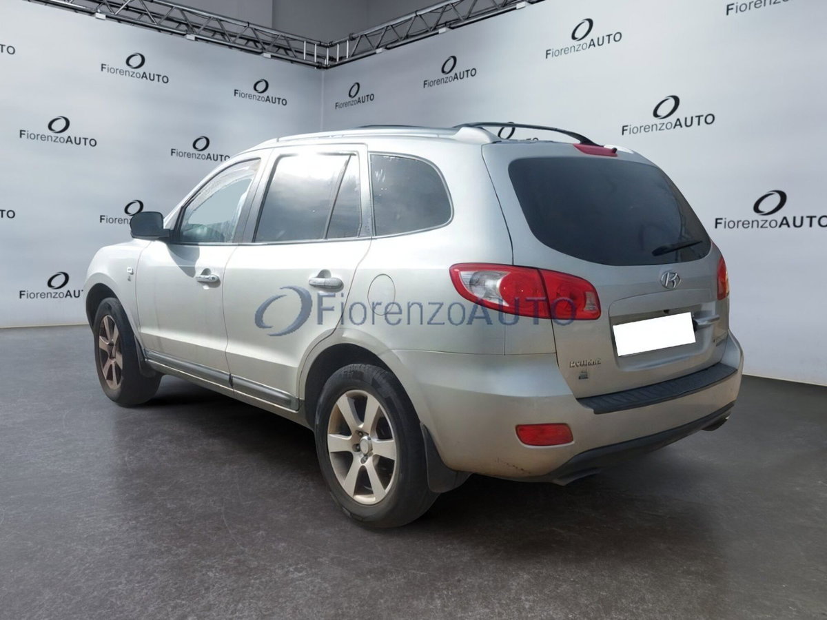 Hyundai Santa Fe 2.2 CRDi VGT aut.Dyn. Sun 5p.ti (3)